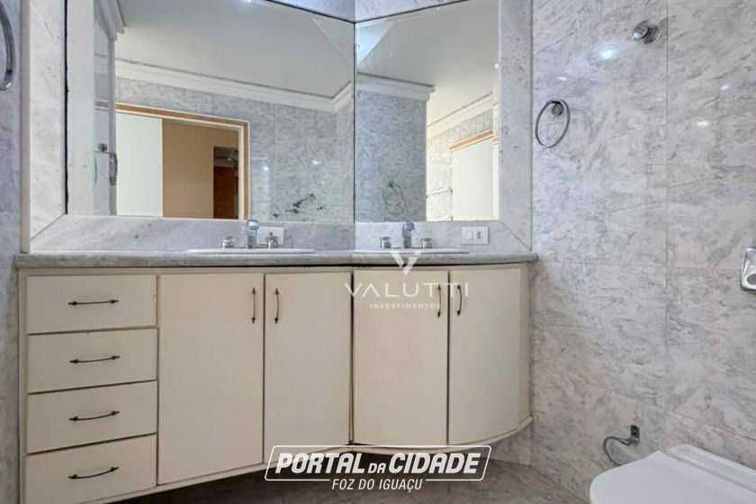 Sobrado &agrave; venda - 450m&sup2; - Jardim Polo Centro