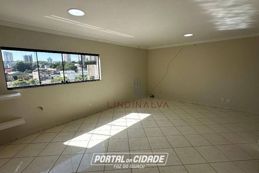 Apartamento para alugar - 200m&sup2; - Centro