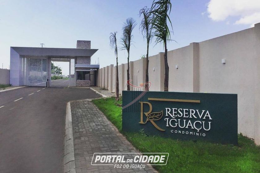 Terreno &agrave; venda - 661m&sup2; - Condominio Fechado Reserva do Igua&ccedil;u