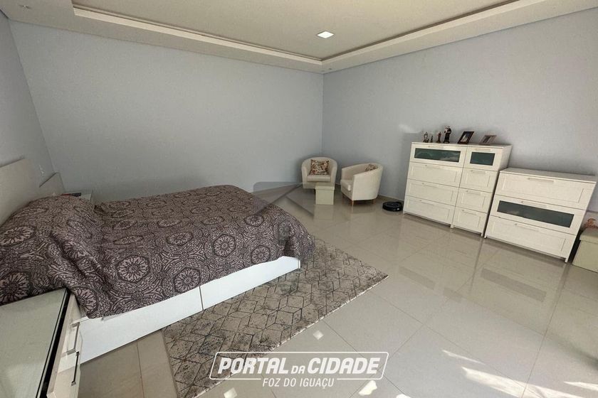 Casa &agrave; venda - 338m&sup2; - Klp