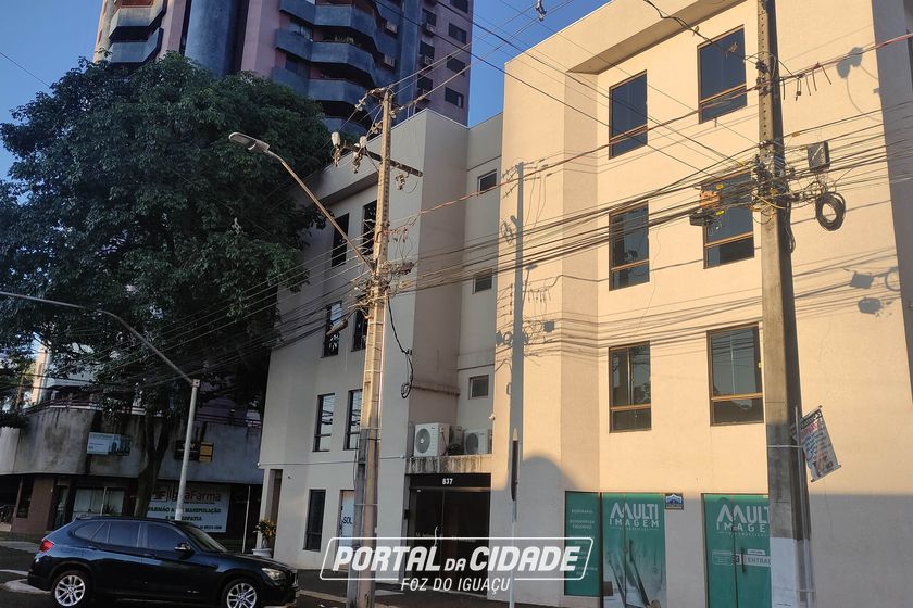 Sala Comercial para alugar - 64m&sup2; - Centro