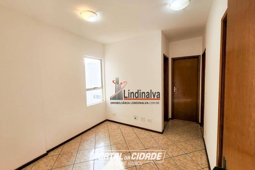 Apartamento &agrave; venda - 92m&sup2; - Centro