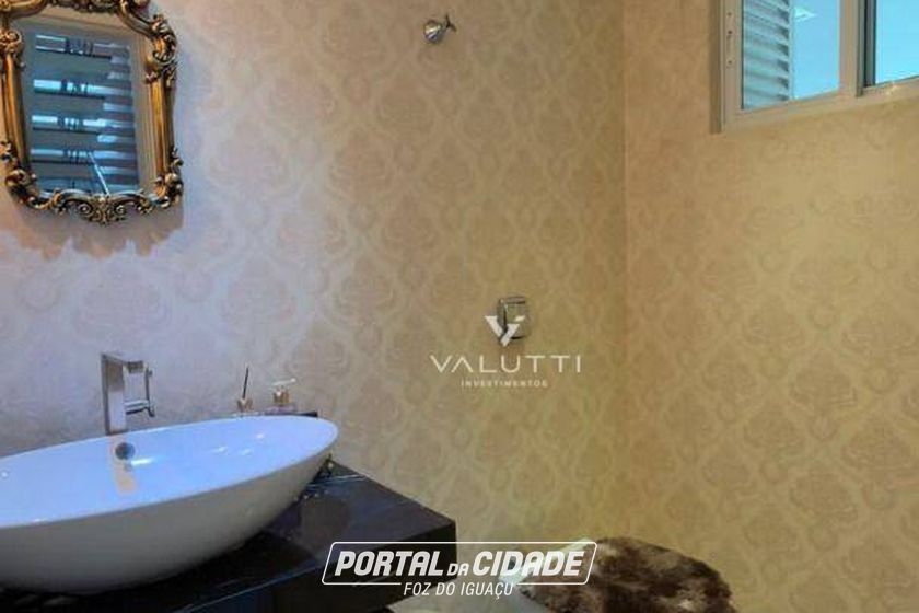 Sobrado &agrave; venda - 350m&sup2; - Condom&iacute;nio Country Igua&ccedil;u