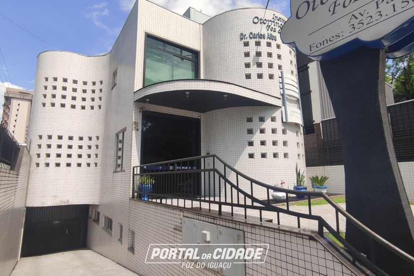 Sala Comercial &agrave; venda - 839m&sup2; - Centro