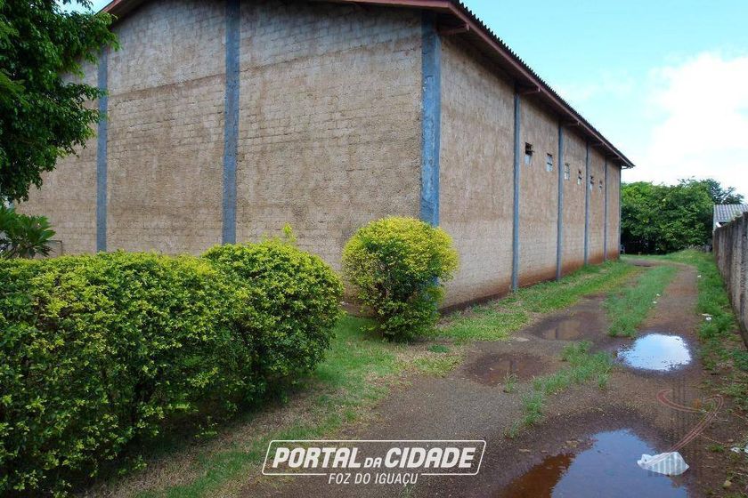 Sal&atilde;o Comercial &agrave; venda - 1180m&sup2; - Parque S&atilde;o Louren&ccedil;o