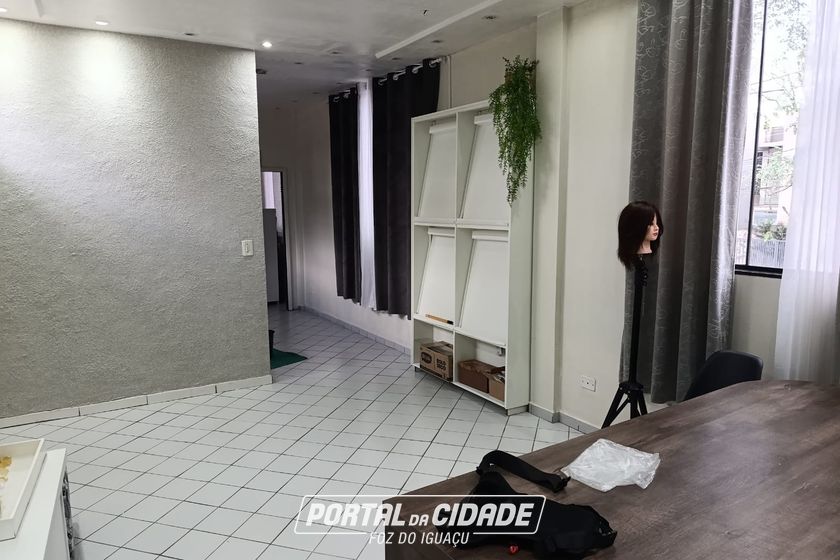 Sala Comercial para alugar - 150m&sup2; - Centro