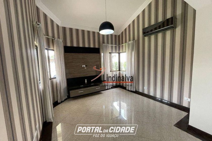 Sobrado &agrave; venda - 386m&sup2; - Condom&iacute;nio Residencial Cris&aacute;lidas