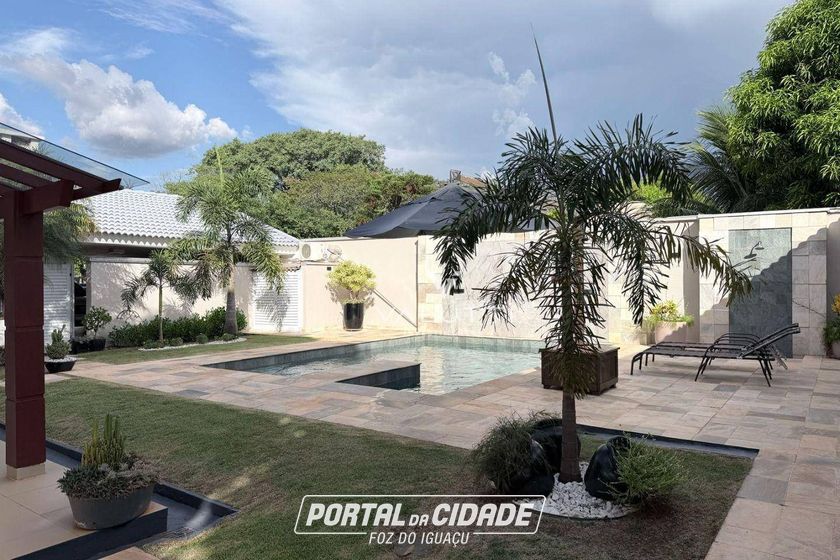 Casa &agrave; venda - 388m&sup2; - Condom&iacute;nio Vila Residencial B