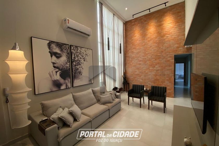 Casa &agrave; venda - 262m&sup2; - Jardim Bandeirantes