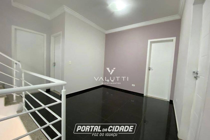 Sobrado &agrave; venda - 250m&sup2; - Jardim Polo Centro