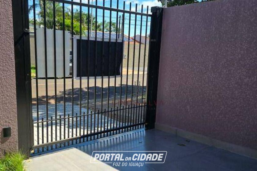 Casa &agrave; venda - 103m&sup2; - Loteamento Lind&oacute;ia