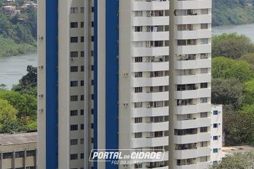 Apartamento &agrave; venda - 115m&sup2; - Centro