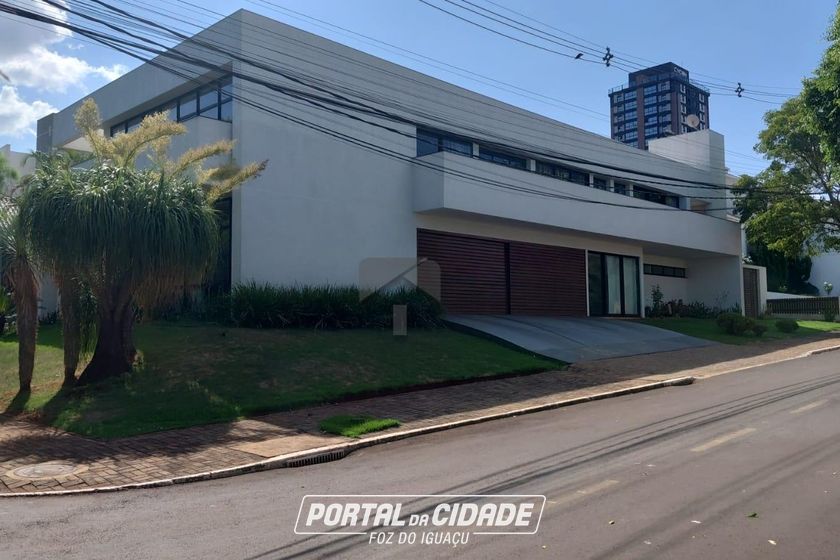 Casa &agrave; venda - 760m&sup2; - Maracan&atilde;