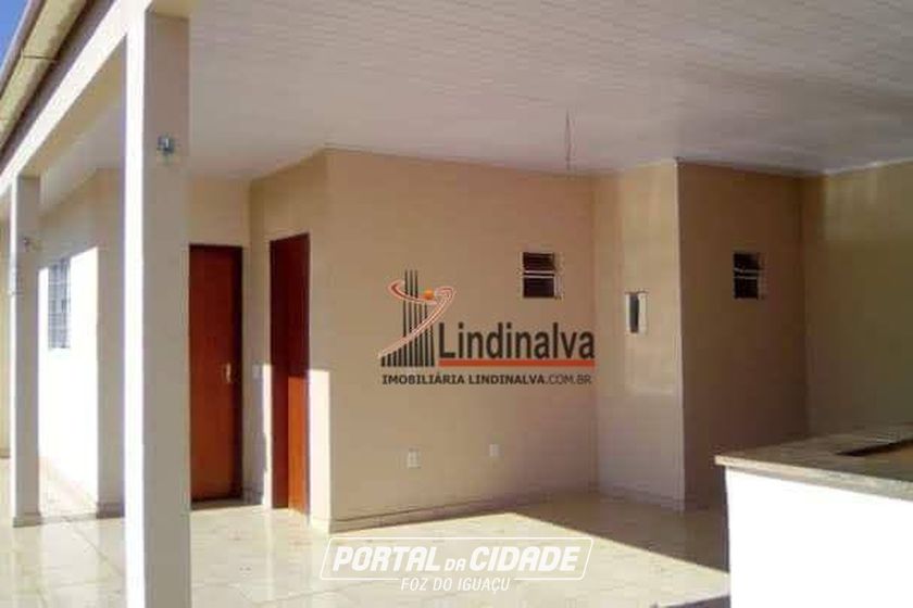 Ch&aacute;cara &agrave; venda - 820m&sup2; - Centro