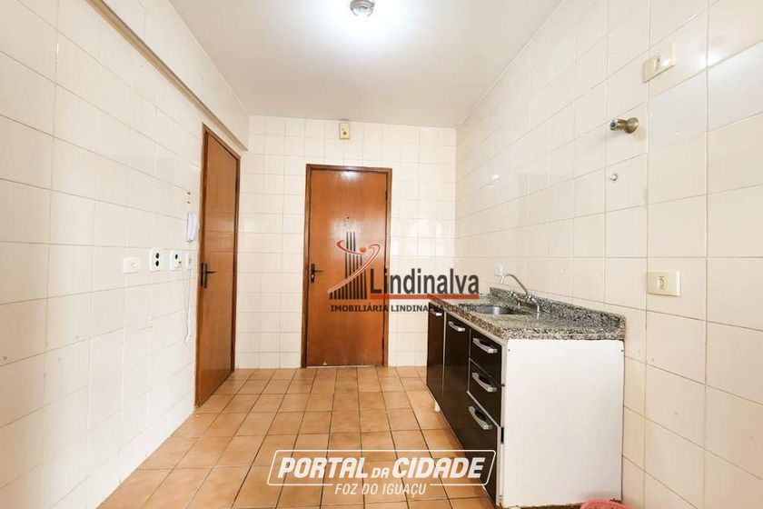 Apartamento &agrave; venda - 92m&sup2; - Centro