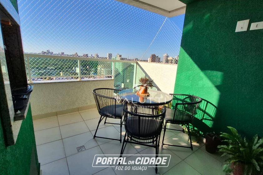 Apartamento &agrave; venda - 131m&sup2; - Edif&iacute;cio Residencial Esmeralda