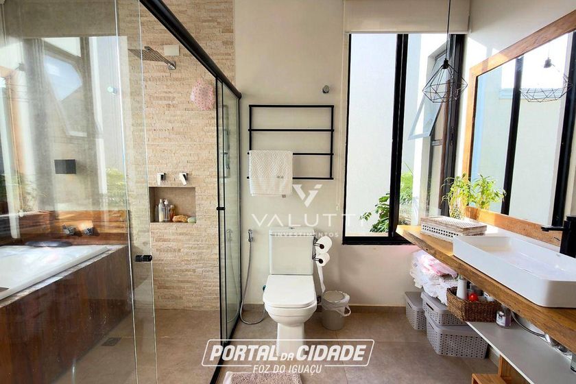 Sobrado &agrave; venda - 240m&sup2; - Condom&iacute;nio Terras Alpha I