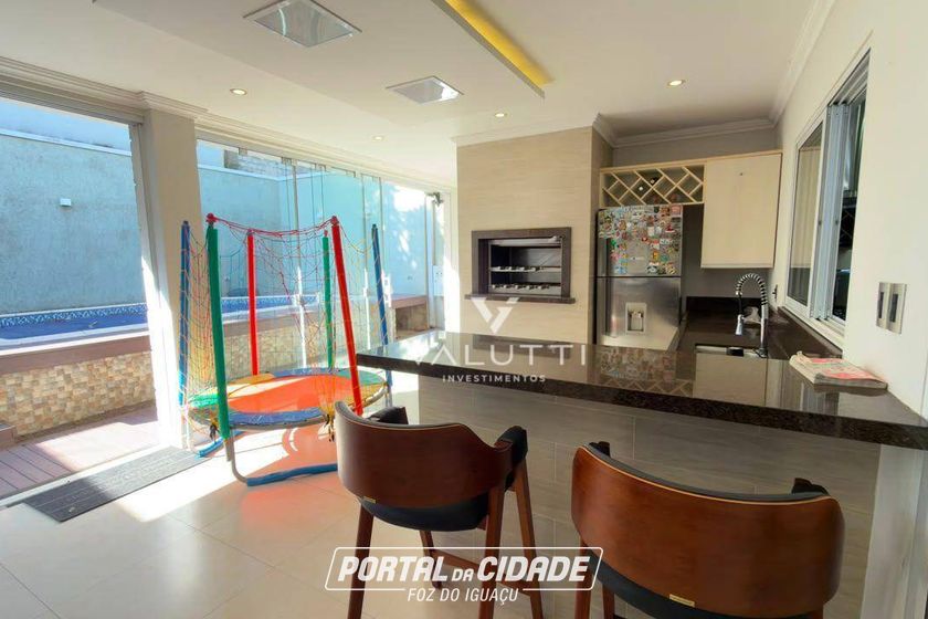 Sobrado &agrave; venda - 350m&sup2; - Condom&iacute;nio Country Igua&ccedil;u