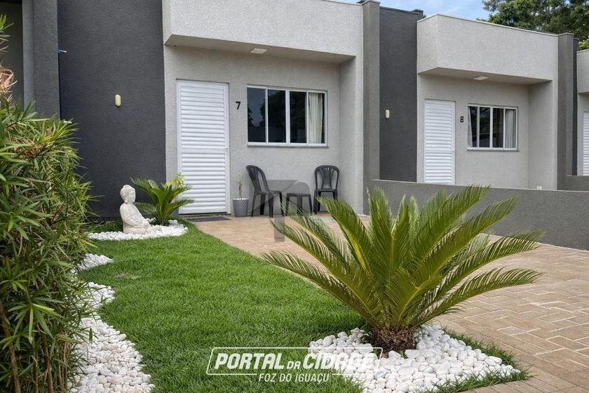 Casa &agrave; venda - 45m&sup2; - Carim&atilde;