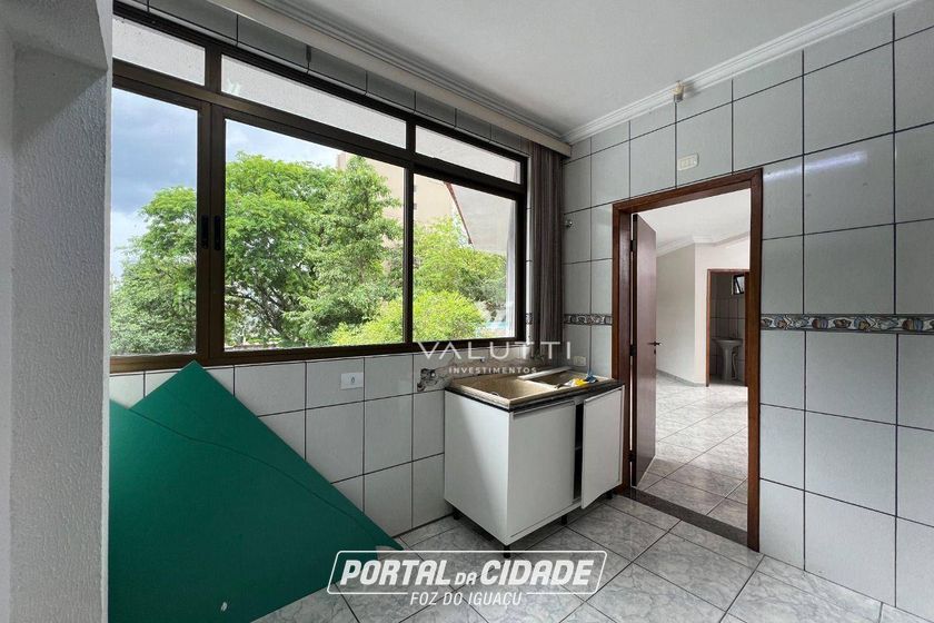Sobrado para alugar - 354m&sup2; - Centro