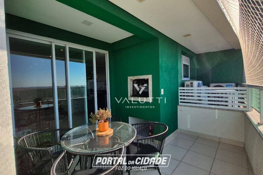 Apartamento &agrave; venda - 131m&sup2; - Edif&iacute;cio Residencial Esmeralda