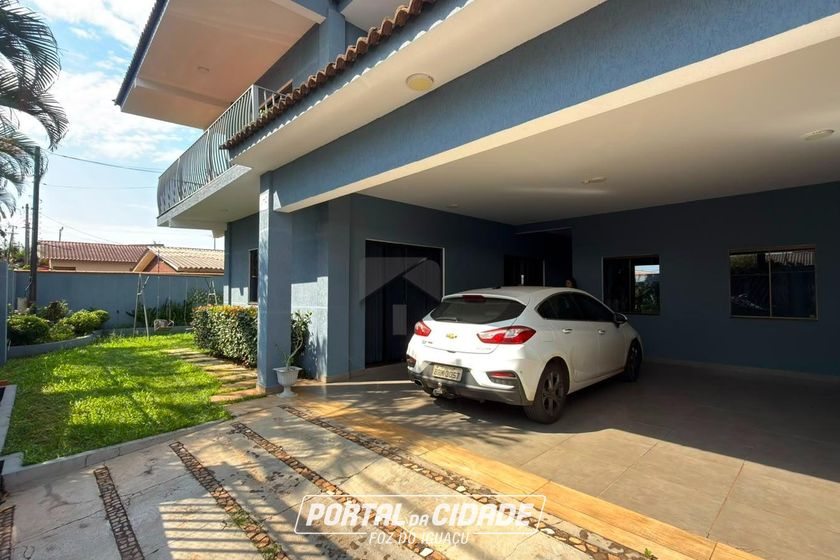 Sobrado &agrave; venda - 375m&sup2; - Porto Meira