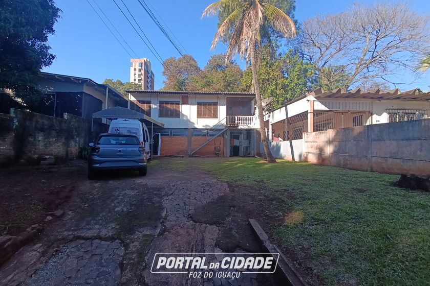 Terreno &agrave; venda - 1m&sup2; - Centro