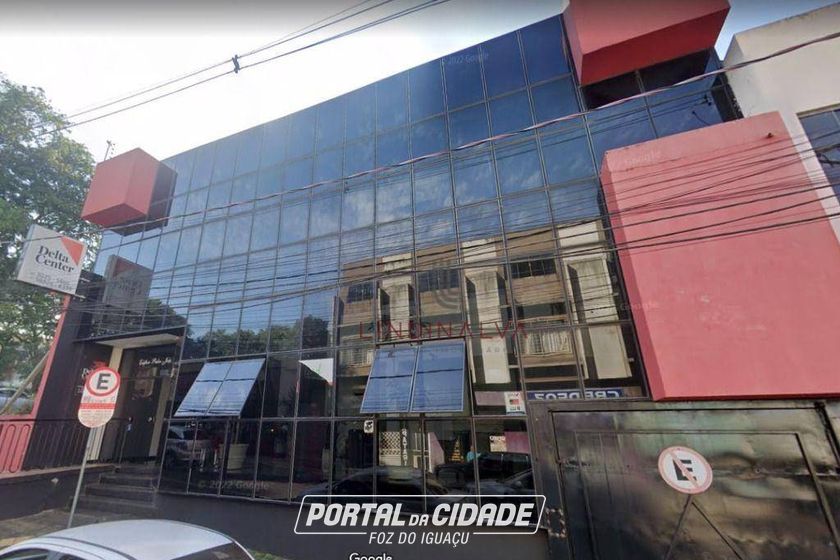 Sal&atilde;o Comercial &agrave; venda - 1108m&sup2; - Centro