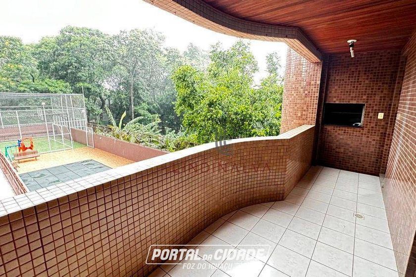 Apartamento &agrave; venda - 127m&sup2; - Centro