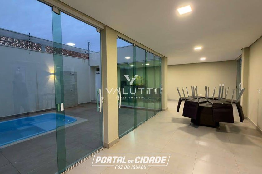 Sobrado &agrave; venda - 238m&sup2; - Jardim Lind&oacute;ia
