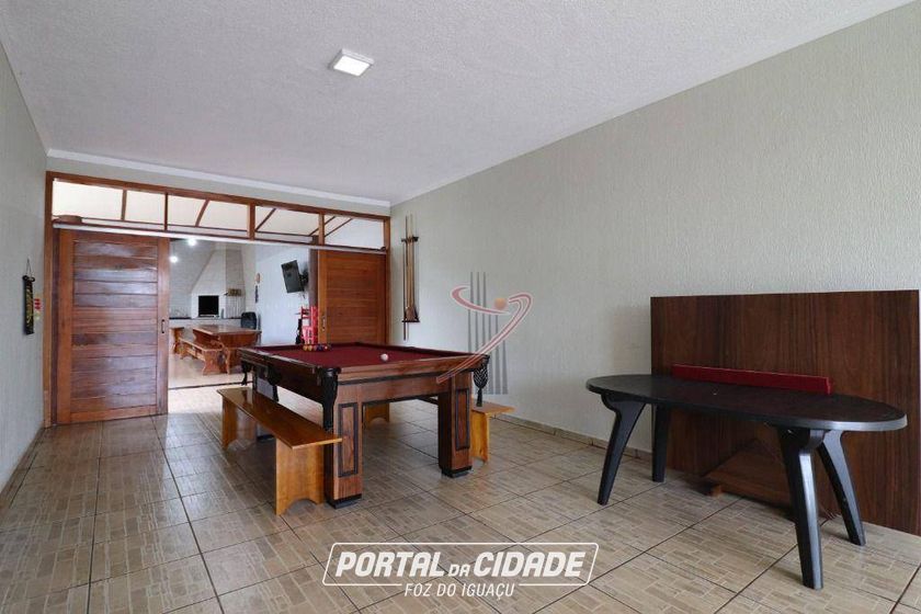 Casa &agrave; venda - 242m&sup2; - Jardim Bourbon