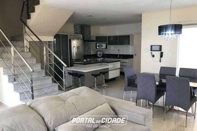 Sobrado &agrave; venda - 144m&sup2; - Jardim Igua&ccedil;u
