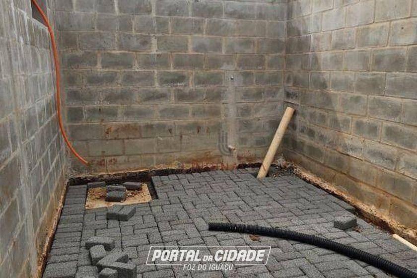 Sal&atilde;o Comercial para alugar - 300m&sup2; - Jardim Ip&ecirc; III