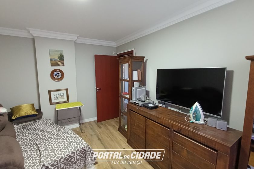 Apartamento &agrave; venda - 133m&sup2; - Centro
