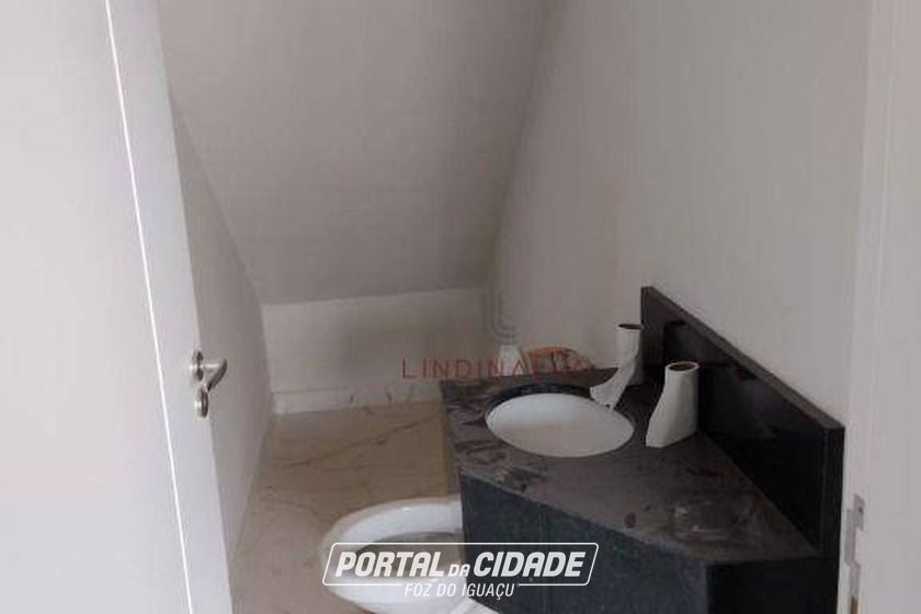 Sobrado &agrave; venda - 172m&sup2; - Parque Residencial Tr&ecirc;s Bandeiras