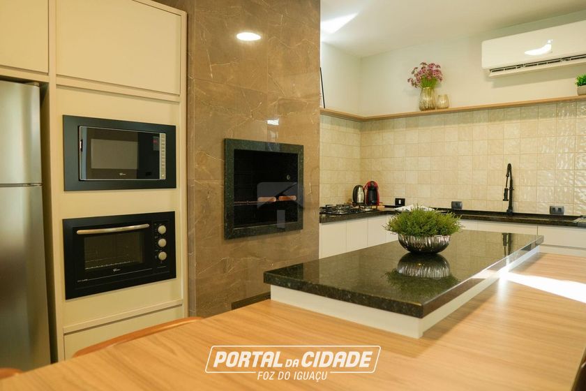 Casa &agrave; venda - 170m&sup2; - Campos do Igua&ccedil;u