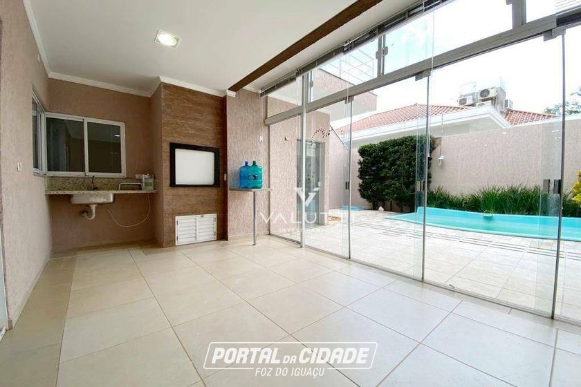 Sobrado &agrave; venda - 250m&sup2; - Jardim Polo Centro