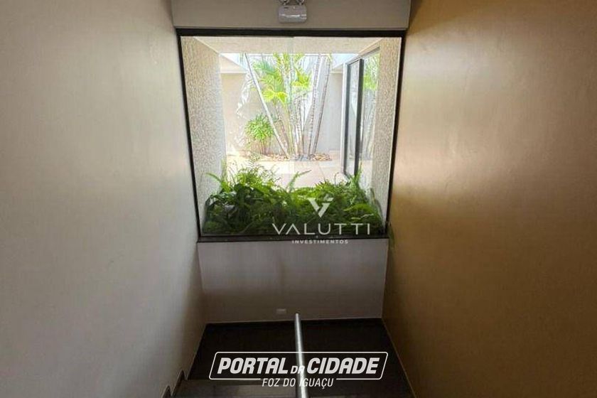 Casa &agrave; venda - 382m&sup2; - Condom&iacute;nio Vila Residencial B