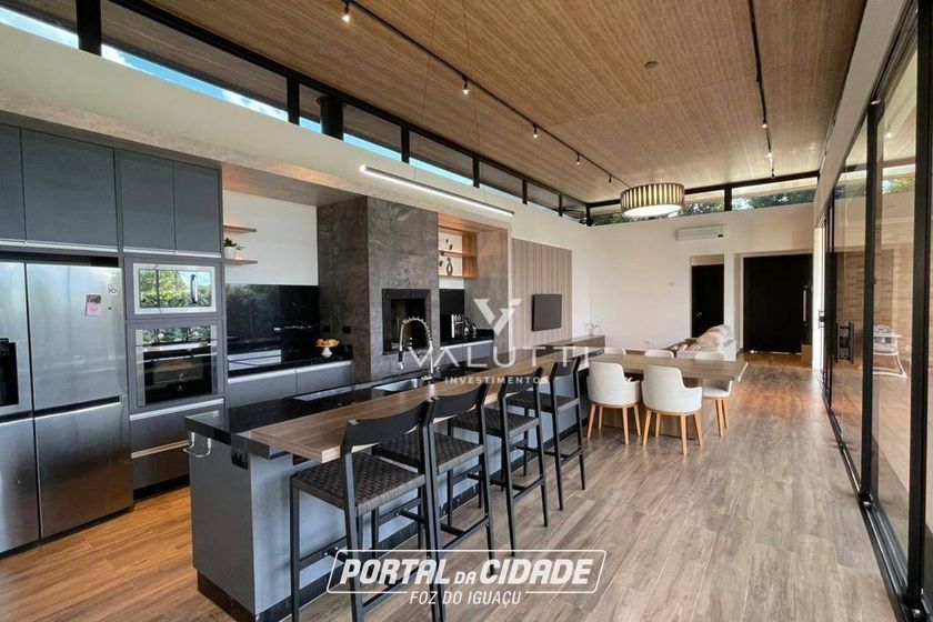 Casa &agrave; venda - 244m&sup2; - Condom&iacute;nio Arco de Paris