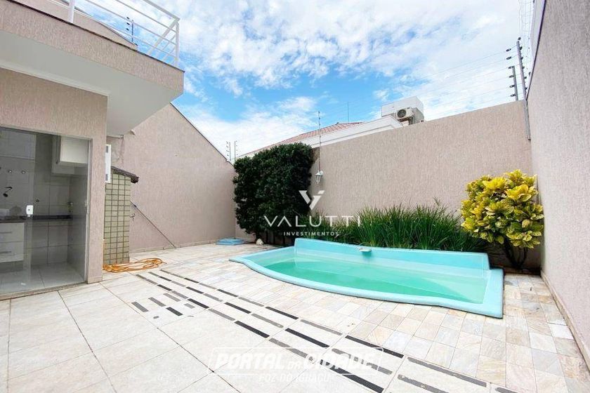 Sobrado &agrave; venda - 250m&sup2; - Jardim Polo Centro