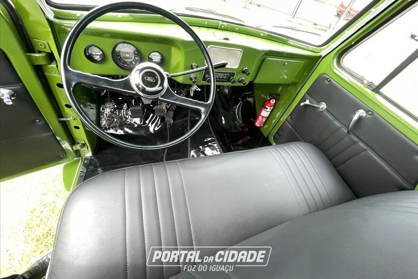 Ford F-75