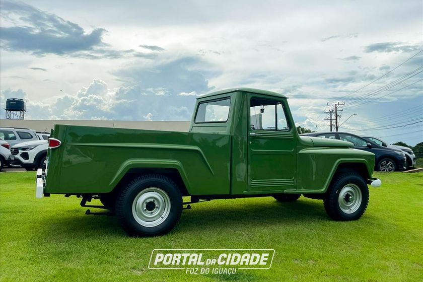 Ford F-75