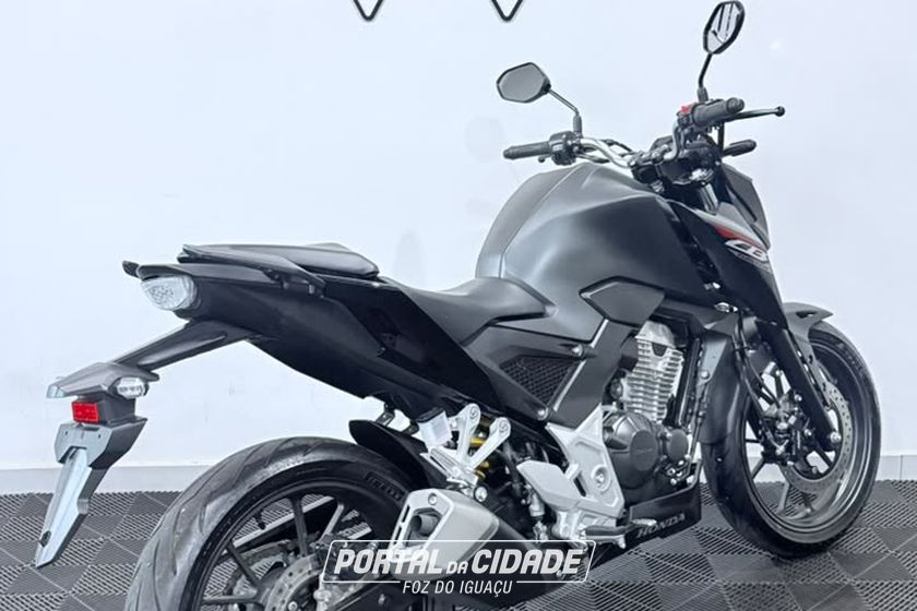 HONDA CB