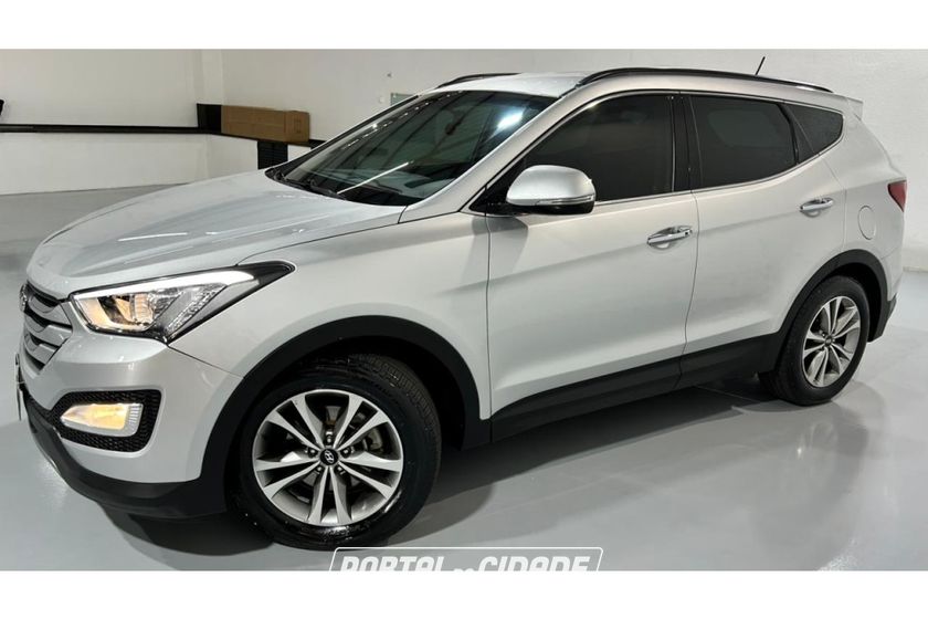 Hyundai Santa