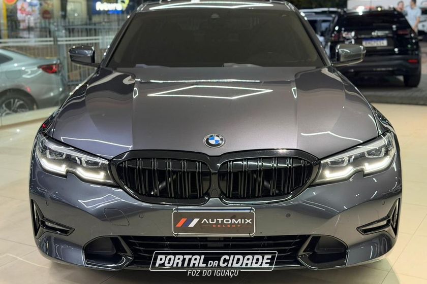BMW 320iA