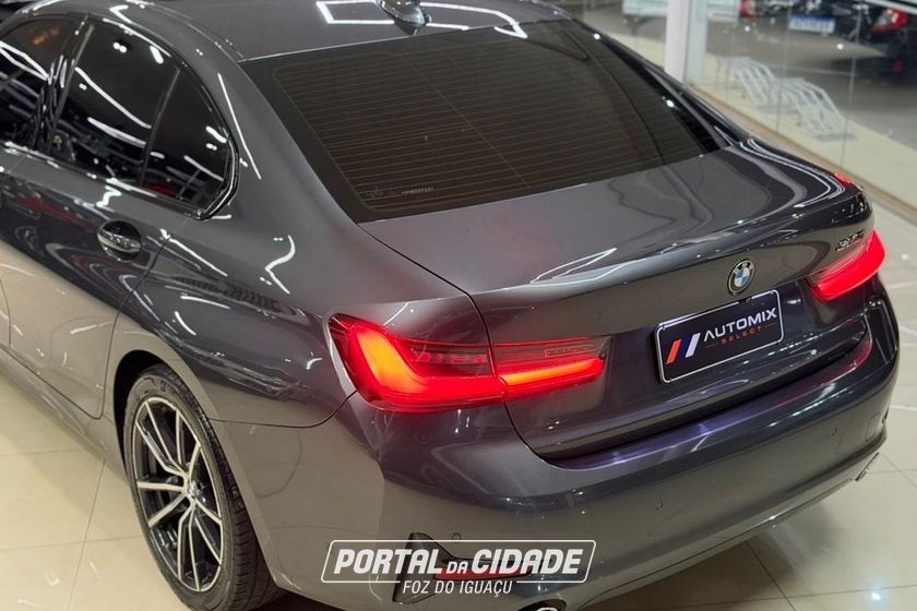 BMW 320iA
