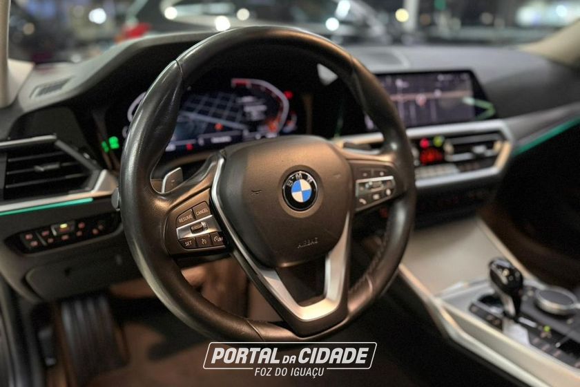 BMW 320iA