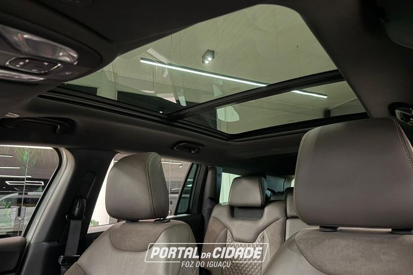 Jeep Commander