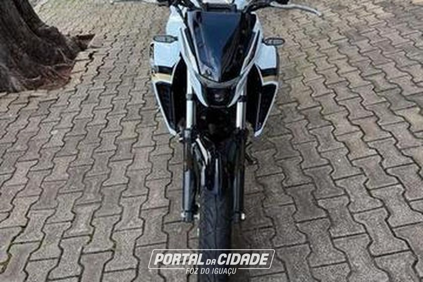 YAMAHA FZ25