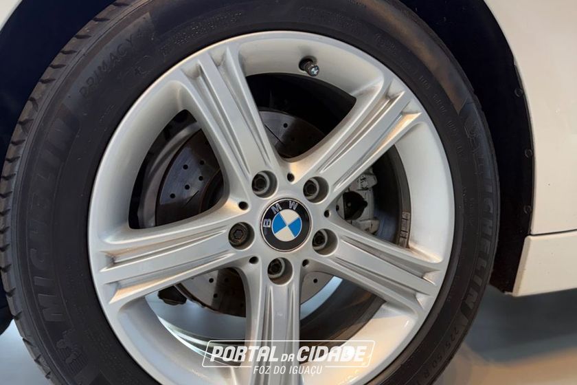 BMW 320iA